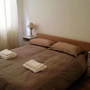 Vatican House Apartament